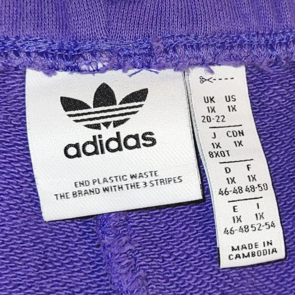Adidas Women's Shorts - Picture 5 of 6